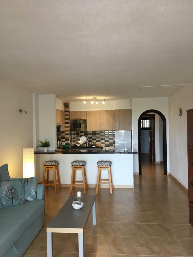 Sunny Summerland Los Cristianos, Ap With City And Ocean View Лос Кристианос Екстериор снимка